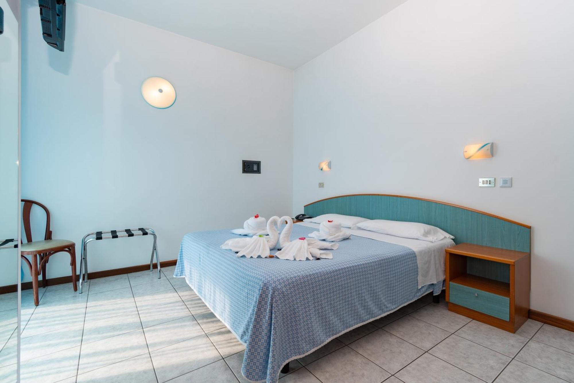 Hotel Baltic Alba Adriatica Luaran gambar