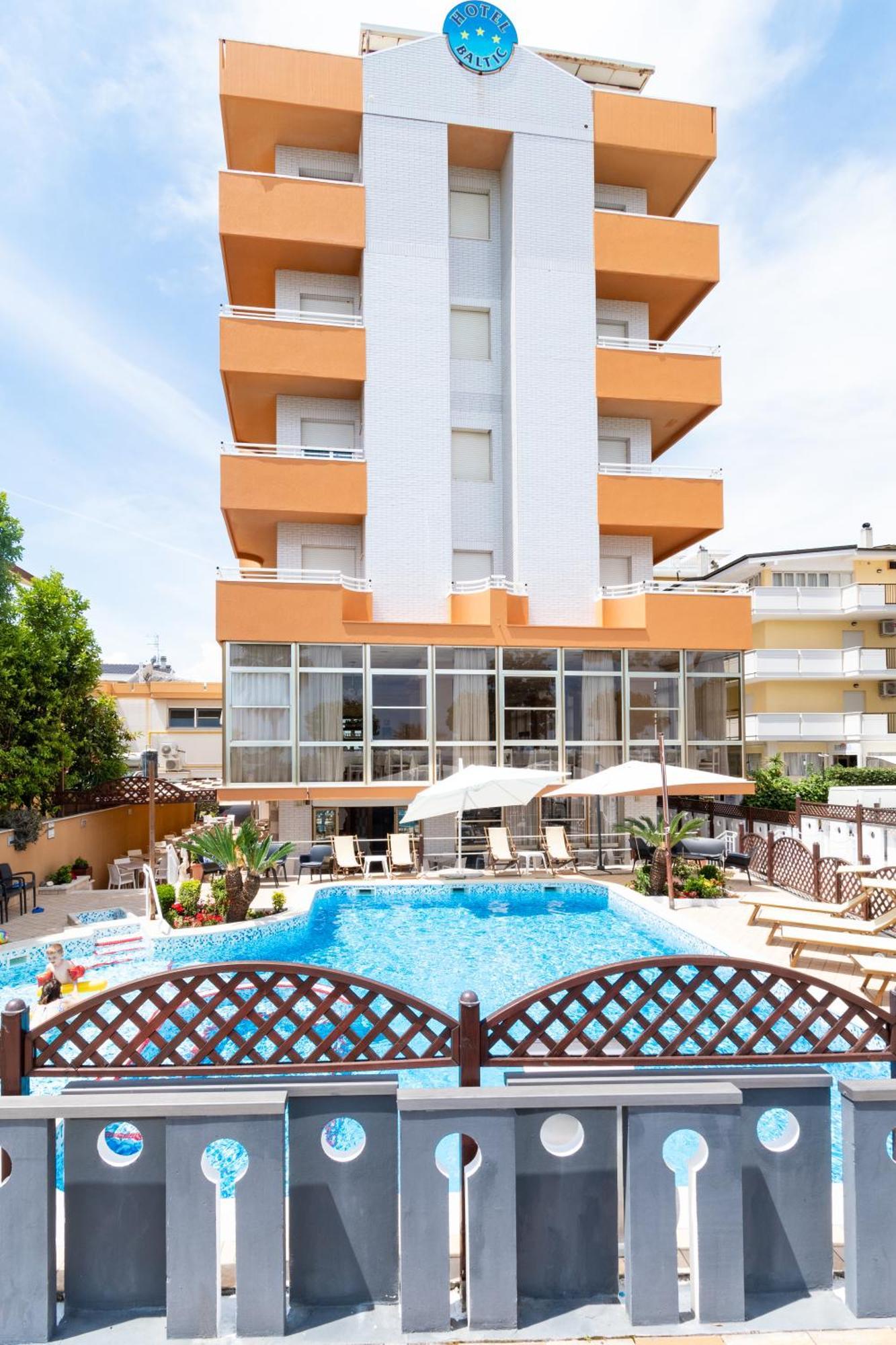 Hotel Baltic Alba Adriatica Luaran gambar
